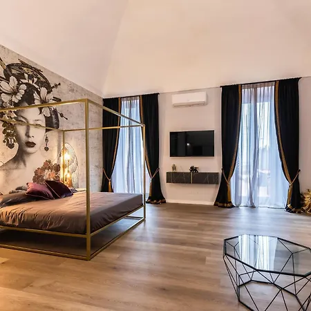 Remia Suites&leisure Couette-café 4*