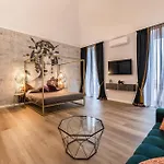 Remia & Leisure ベッド・アンド・ブレックファスト 4*