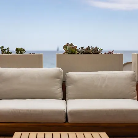 Remia & Leisure Couette-café Alassio