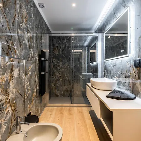 Remia & Leisure 4* 阿拉西奥